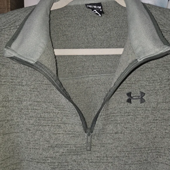 Under Armour Men's Expanse Specialist 1/4 Zip Pullover Green Med Sleeve Pocket - Picture 3 of 10